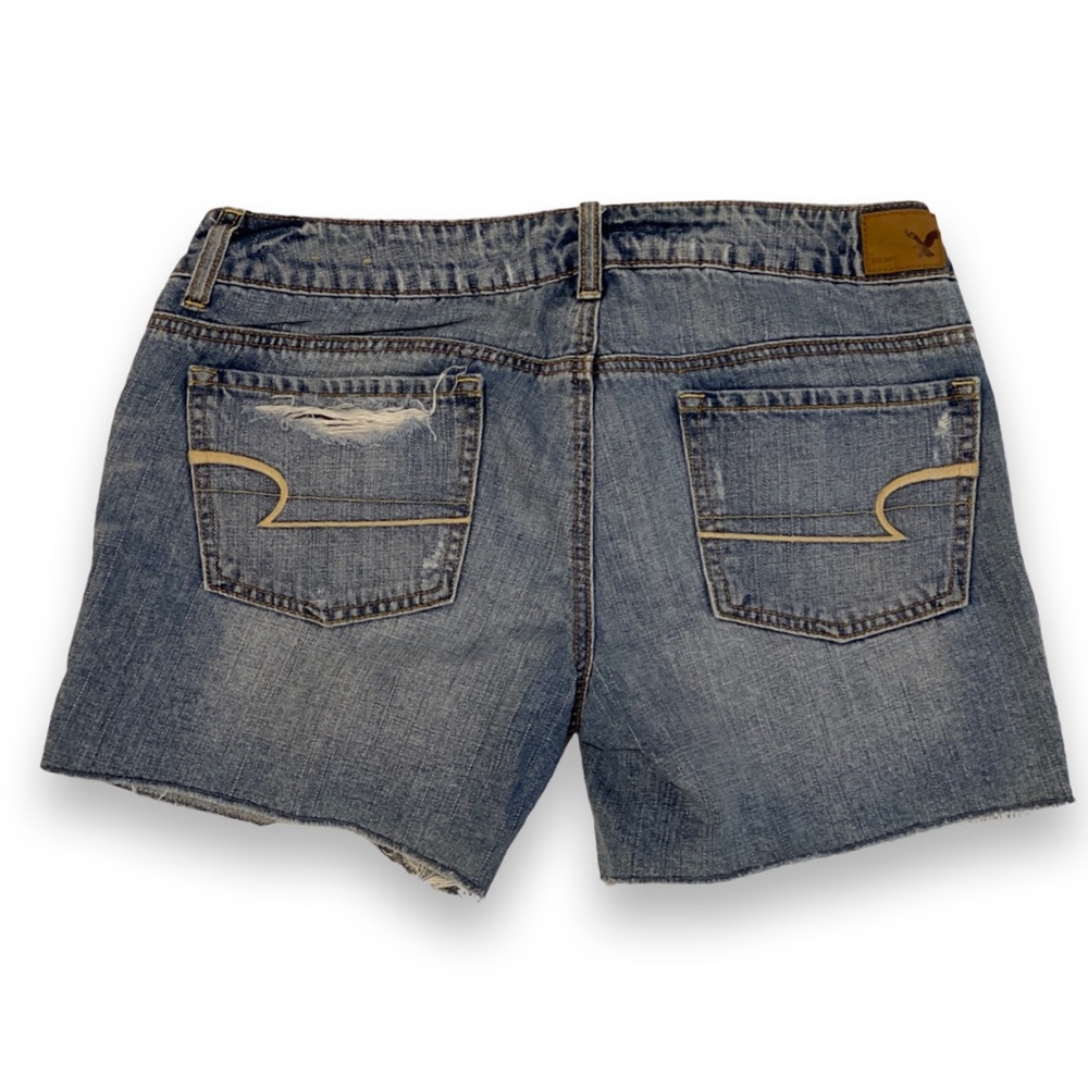 LIKE NEW || AMERICAN EAGLE Midi No Stretch Low Rise Distressed Denim Shorts || 8 - Picture 2 of 12